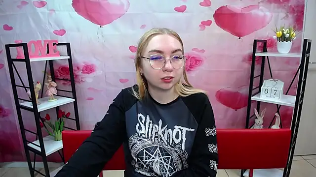 BeatriceFly online show from March 2026 01:27:02 PM