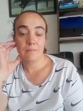 skayhot  online show from February 2026 02:27:02 PM