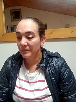 skayhot  online show from April 2026 04:10:02 PM