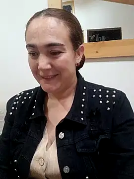 skayhot  online show from February 2026 11:41:01 AM