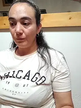 Snapshot of skayhot_ chatting on November 2025 01:37:02 PM skayhot online show from November 2025 01:37:02 PM