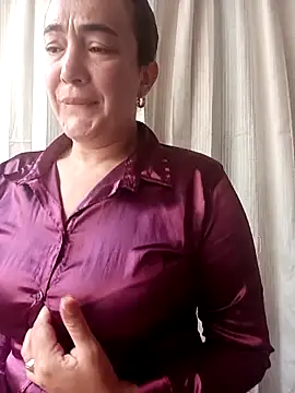 Snapshot of skayhot_ chatting on February 2025 01:06:01 PM skayhot online show from February 2025 01:06:01 PM