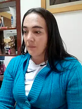 Snapshot of skayhot_ chatting on September 2025 01:00:02 PM skayhot online show from September 2025 01:00:02 PM