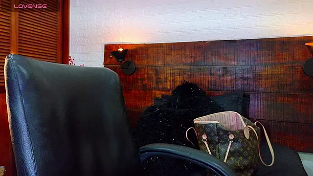 Celeste sanz online show from September 2025 06:15:02 PM