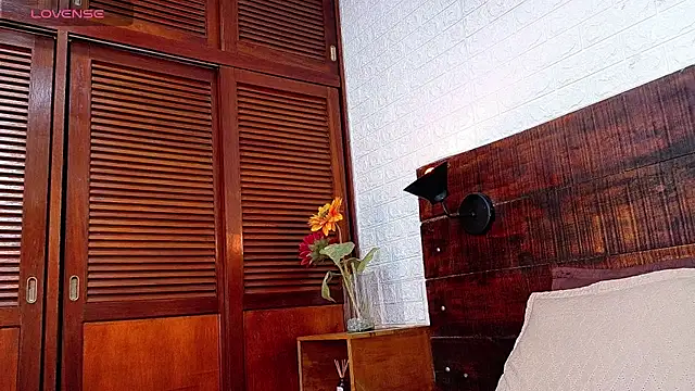 Celeste sanz online show from November 2025 11:00:01 AM