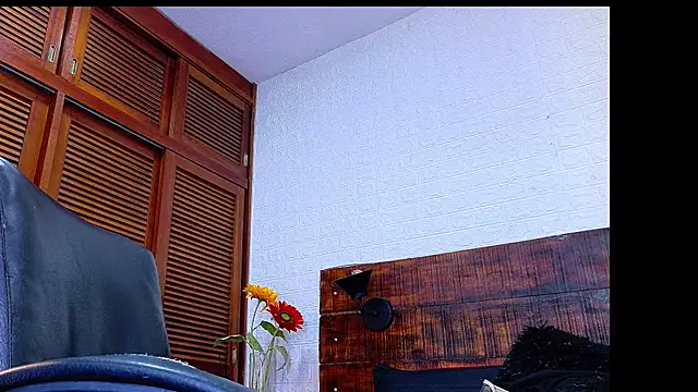 Celeste sanz online show from October 2025 10:12:02 AM