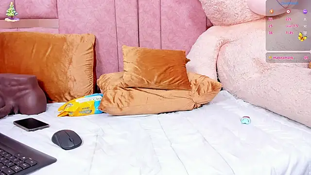 emily daarell online show from December 2025 08:04:02 PM