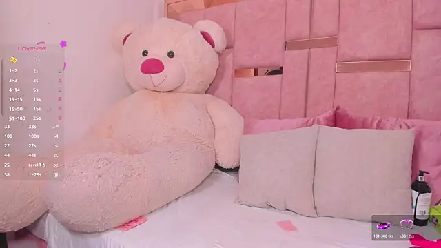 emily daarell online show from March 2026 08:44:02 PM