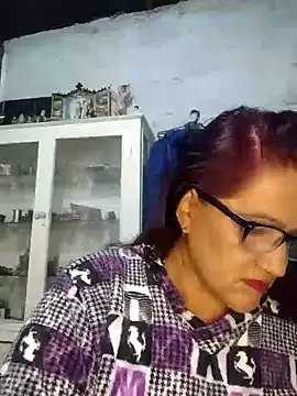 Edged Hot69 online show from October 2025 01:39:01 AM