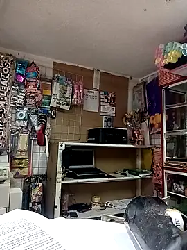 Edged Hot69 online show from March 2026 04:10:01 PM