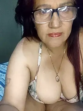 Edged Hot69 online show from October 2025 02:21:01 AM