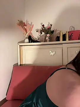 Hot malak online show from December 2024 10:02:02 PM