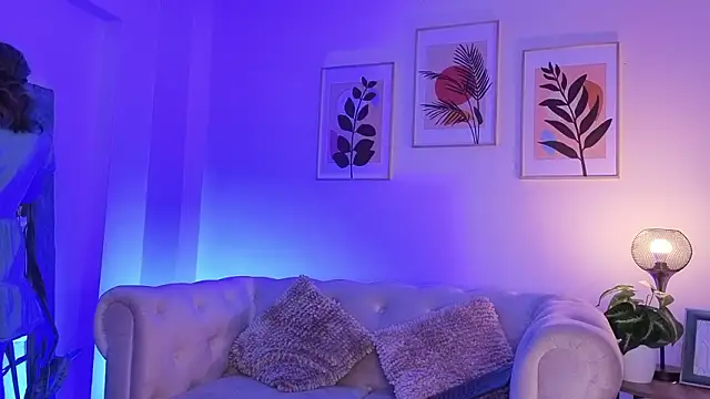 DahianaWalcott online show from February 2026 07:24:01 PM