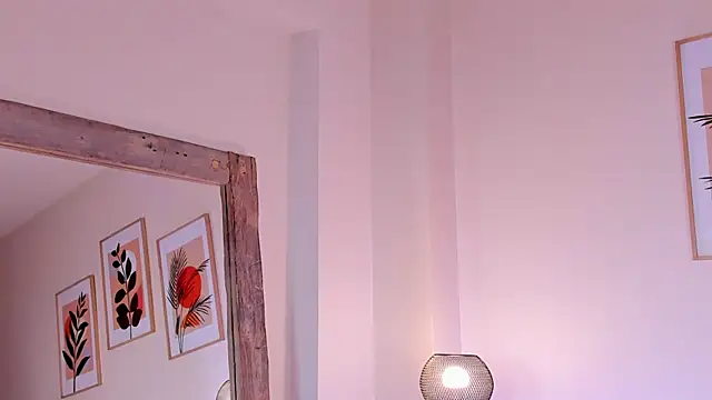 Snapshot of DahianaWalcott chatting on September 2025 03:07:01 PM DahianaWalcott online show from September 2025 03:07:01 PM