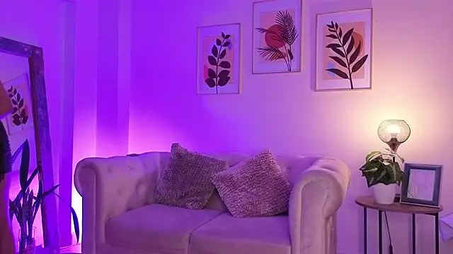 DahianaWalcott online show from February 2026 04:15:01 PM