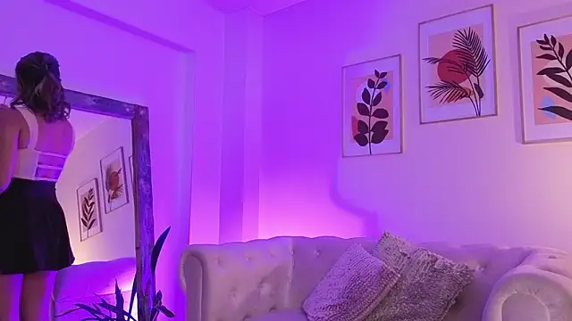 DahianaWalcott online show from March 2026 05:53:02 PM