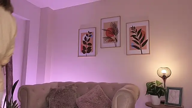 DahianaWalcott online show from March 2026 04:46:01 PM