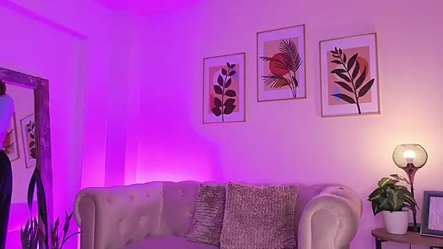 DahianaWalcott online show from February 2026 03:01:02 PM