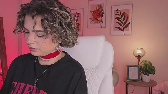 DahianaWalcott online show from March 2026 08:32:02 PM