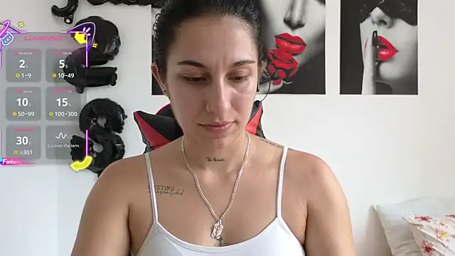 tammyandrade  online show from March 2026 05:09:02 PM