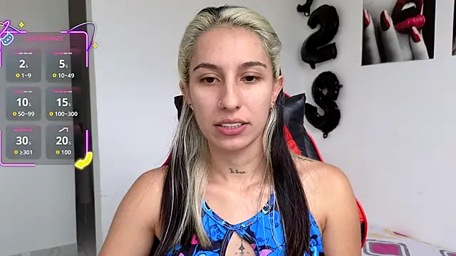 tammyandrade  online show from October 2025 03:20:01 PM