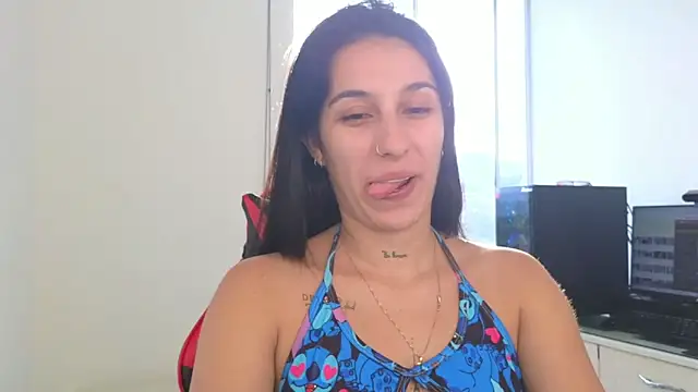 Snapshot of tammyandrade_ chatting on June 2026 11:44:01 AM tammyandrade online show from June 2026 11:44:01 AM