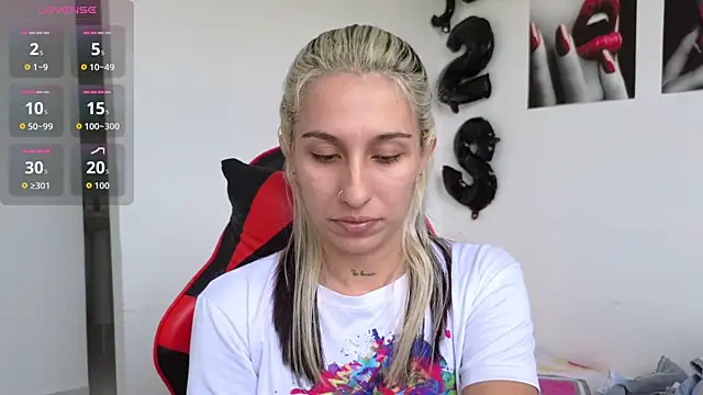 tammyandrade  online show from October 2025 07:37:01 PM