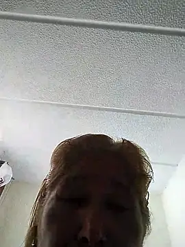 girl amada online show from January 2026 03:41:02 PM