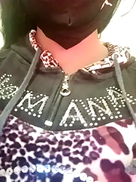 Snapshot of JAWHARA_ chatting on December 2025 10:43:01 PM JAWHARA online show from December 2025 10:43:01 PM