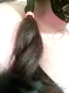 Snapshot of JAWHARA_ chatting on April 2026 11:54:02 PM JAWHARA online show from April 2026 11:54:02 PM