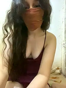 Snapshot of Chahrazad66 chatting on September 2025 12:33:02 AM Chahrazad66 online show from September 2025 12:33:02 AM