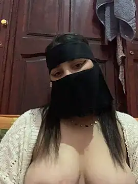 Snapshot of Miss-Soka chatting on December 2024 05:07:01 AM Miss-Soka online show from December 2024 05:07:01 AM