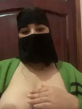 Snapshot of Miss-Soka chatting on December 2024 05:53:01 AM Miss-Soka online show from December 2024 05:53:01 AM