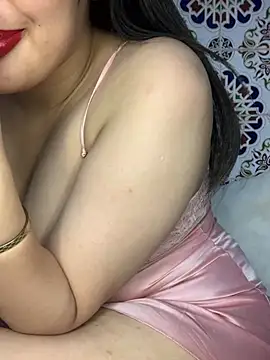 Snapshot of Miss-Soka chatting on July 2026 12:33:02 AM Miss-Soka online show from July 2026 12:33:02 AM