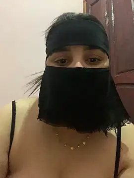 Snapshot of Miss-Soka chatting on December 2024 06:14:01 PM Miss-Soka online show from December 2024 06:14:01 PM