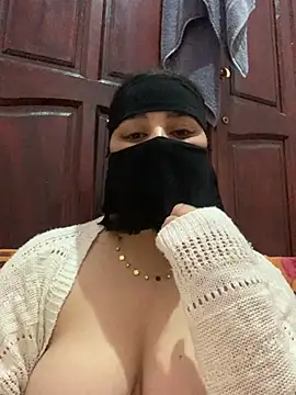 Snapshot of Miss-Soka chatting on December 2024 04:49:02 AM Miss-Soka online show from December 2024 04:49:02 AM