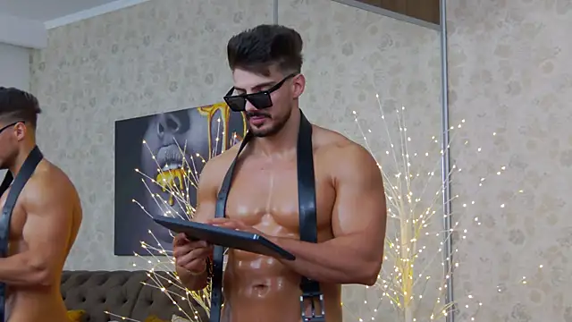 DustinKeent online show from March 2025 08:08:02 AM