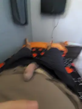 mfreitas005 online show from November 2025 03:26:01 PM