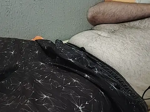 mfreitas005 online show from December 2025 02:21:01 AM