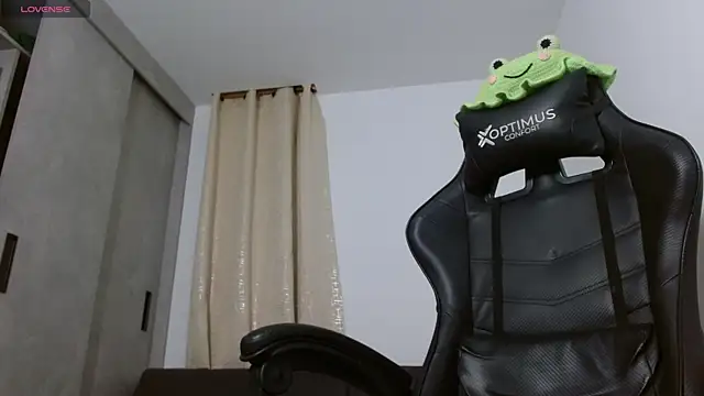 miss valery2 online show from April 2026 02:14:01 AM