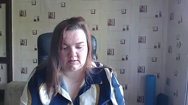 Snapshot of TasyaBigTTs chatting on May 2026 08:13:01 AM TasyaBigTTs online show from May 2026 08:13:01 AM