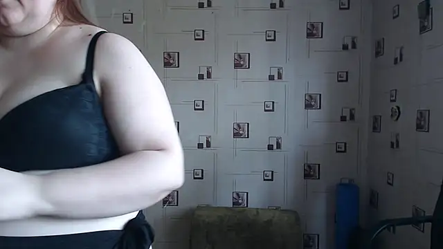 Snapshot of TasyaBigTTs chatting on March 2026 10:17:01 AM TasyaBigTTs online show from March 2026 10:17:01 AM