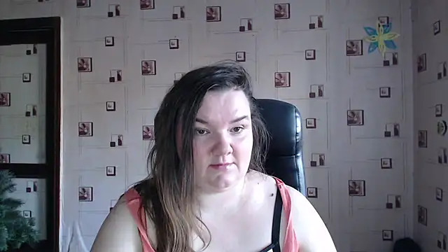 Snapshot of TasyaBigTTs chatting on January 2025 12:27:02 PM TasyaBigTTs online show from January 2025 12:27:02 PM