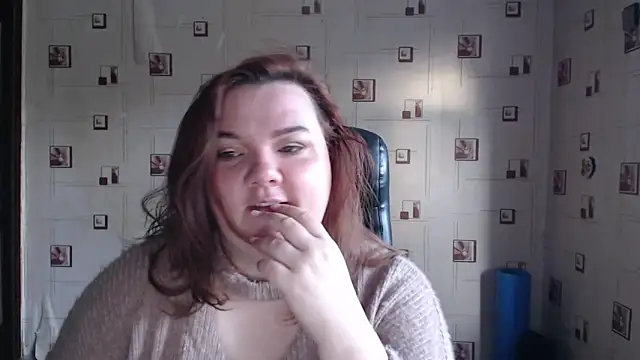 Snapshot of TasyaBigTTs chatting on April 2026 03:15:01 AM TasyaBigTTs online show from April 2026 03:15:01 AM