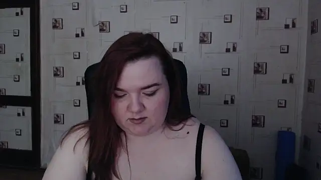 Snapshot of TasyaBigTTs chatting on March 2026 03:56:02 PM TasyaBigTTs online show from March 2026 03:56:02 PM