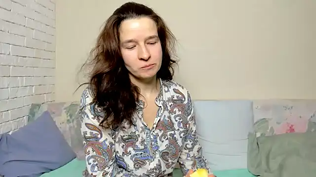 Clear Angel online show from February 2026 04:02:01 AM