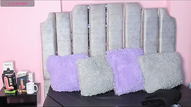 karol noa online show from March 2025 12:50:02 PM