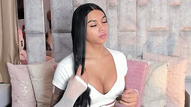 karol noa online show from October 2025 11:45:02 AM