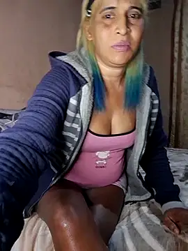Snapshot of Goodgirlsue_77 chatting on October 2025 09:38:01 PM Goodgirlsue 77 online show from October 2025 09:38:01 PM