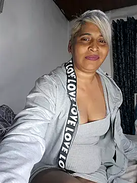 Snapshot of Goodgirlsue_77 chatting on June 2026 12:44:01 PM Goodgirlsue 77 online show from June 2026 12:44:01 PM